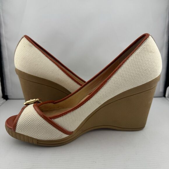 Michael Kors White And Burnt Orange Peep Toe Women’s wedges size 8 Comfortable - Picture 7 of 10